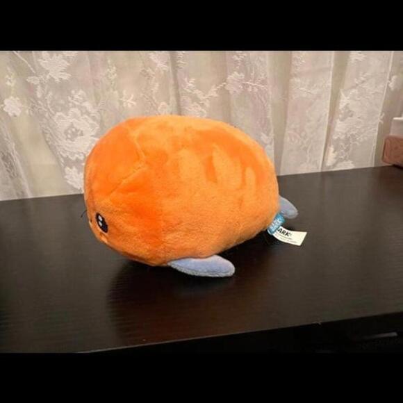 Bark 'Whaley Cute' Plush Dog Toy - Charming Ocean Companion - Picture 2 of 2